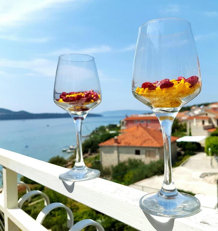 Apartments Marta Trogir Ngoại thất bức ảnh